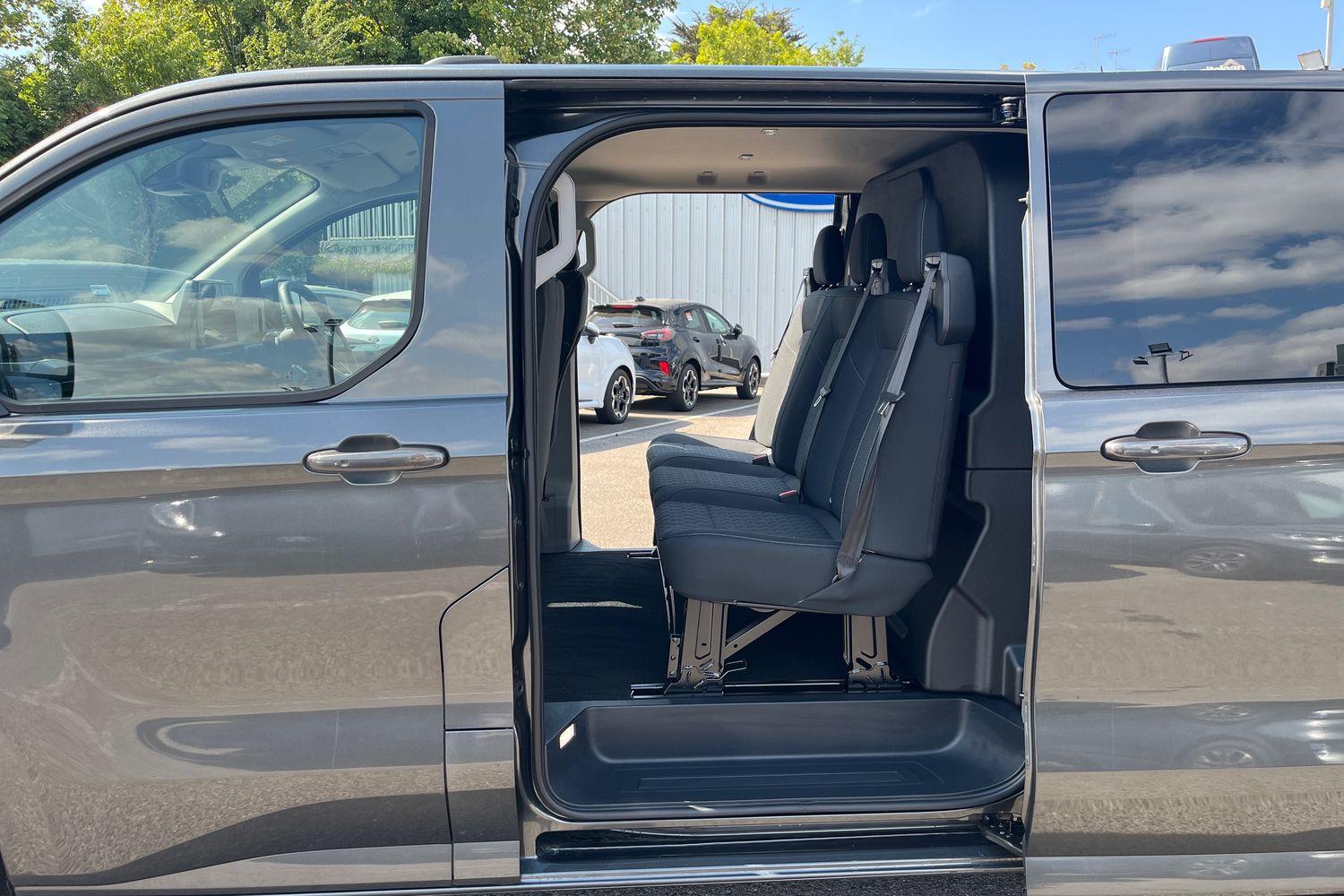 Ford TRANSIT CUSTOM Photo 20