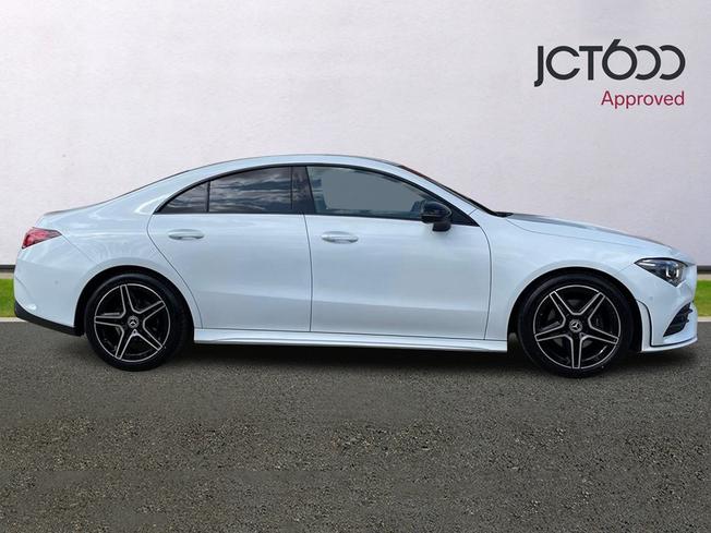 MERCEDES-BENZ CLA Photo 4