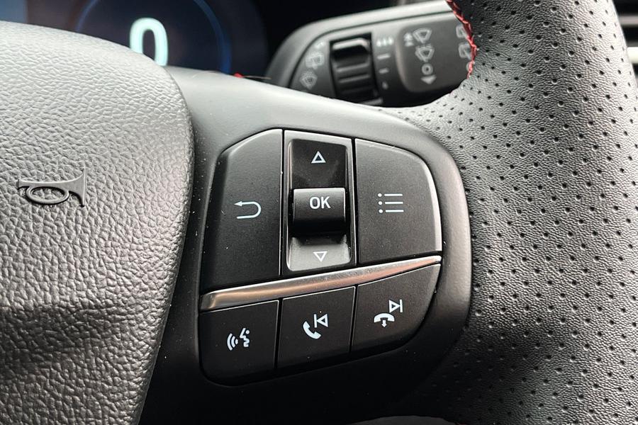 Ford Focus Photo autoimg-53e45a5c3b354febe2f7704fa254c930e3116897.jpg