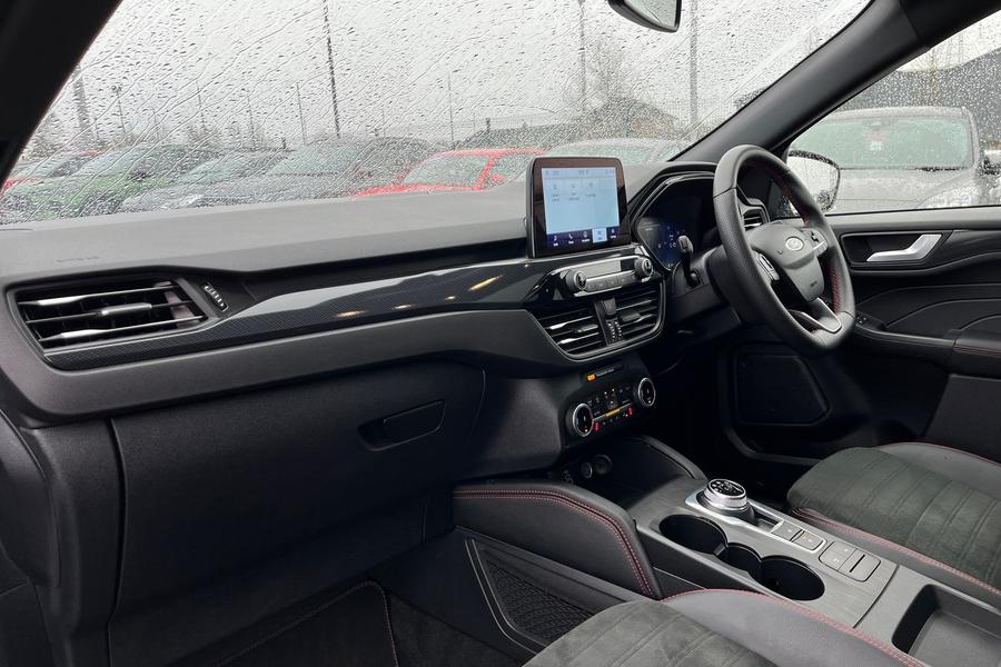 Ford Kuga Photo autoimg-53e558fbcfd59d98e20f6a48fb5973b0f5952476.jpg