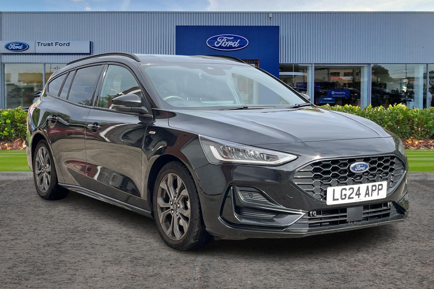 Ford Focus Photo 0