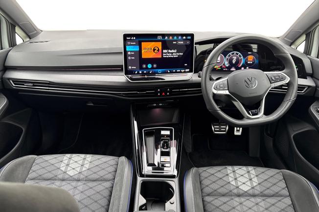 VOLKSWAGEN Golf Photo 10