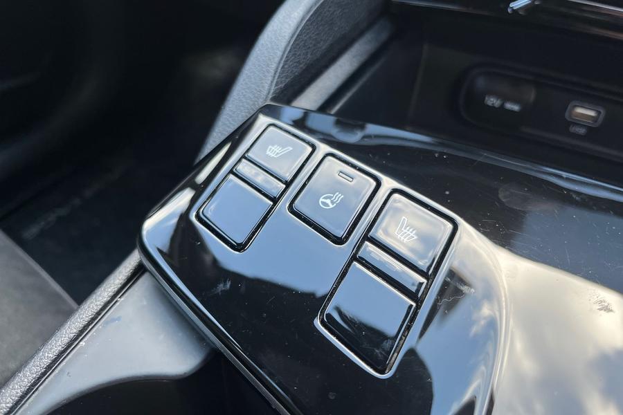 Kia SPORTAGE Photo autoimg-53f340b2308baab914d31f28409c0e29fb633a60.jpg