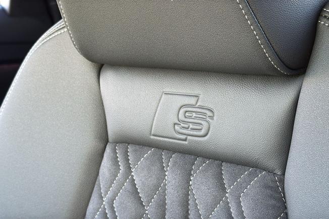 AUDI Audi Q4 Sportback Photo 42