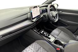 VOLKSWAGEN Golf Photo 2