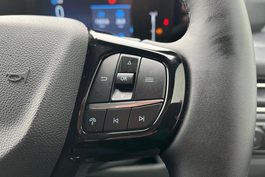 Used Ford Transit Custom YO25URB 30