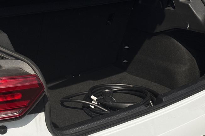 VOLKSWAGEN ID.3 Photo 47
