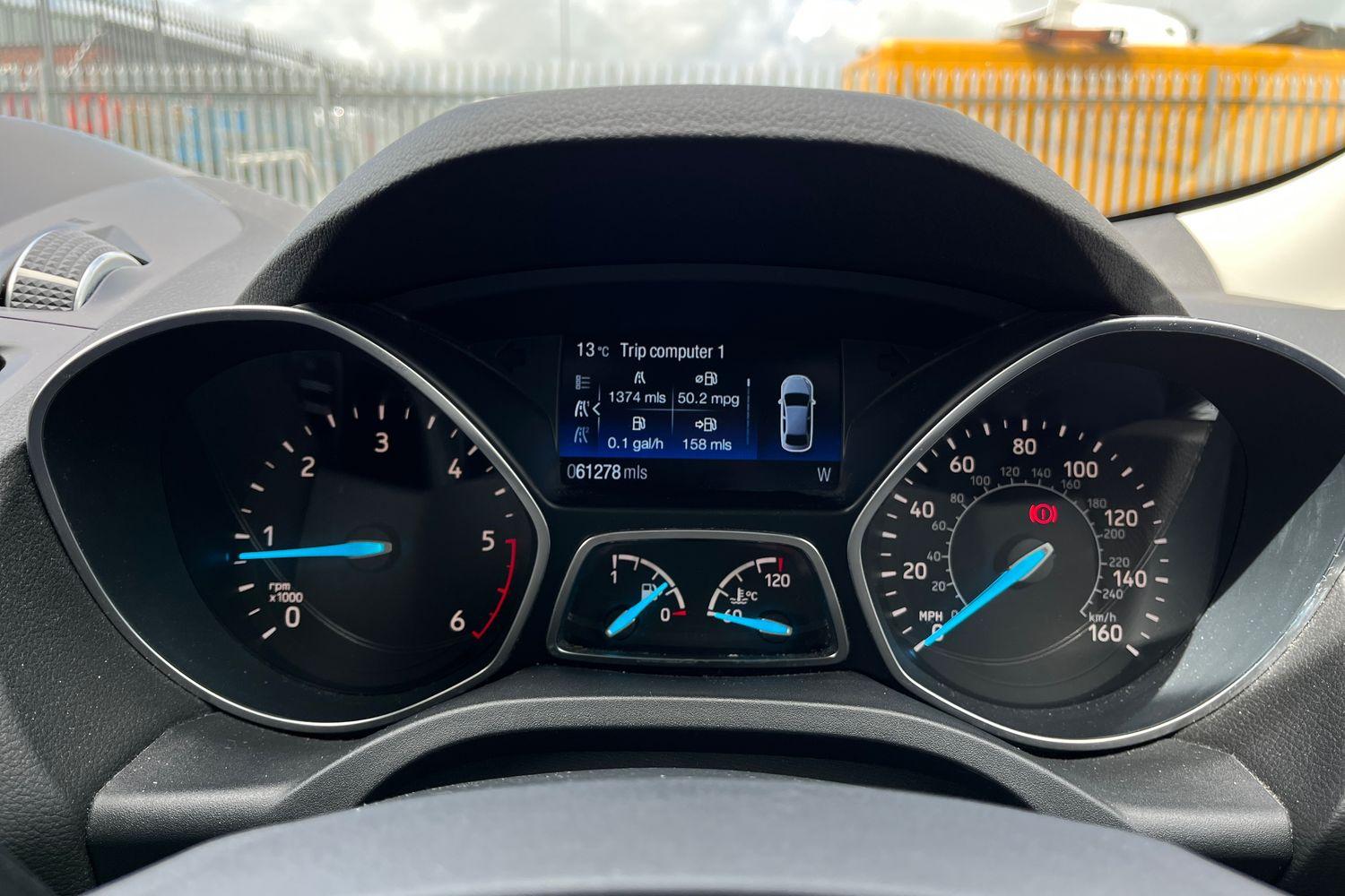 Ford KUGA Photo 12