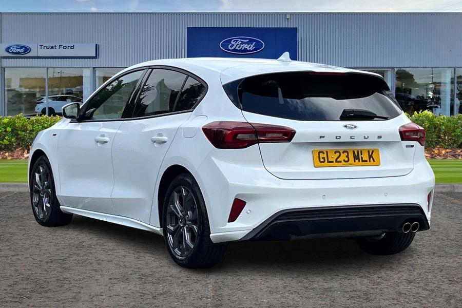 Ford FOCUS Photo autoimg-5403c2b74920409707c5c98fb43d5df8d4049fb4.jpg