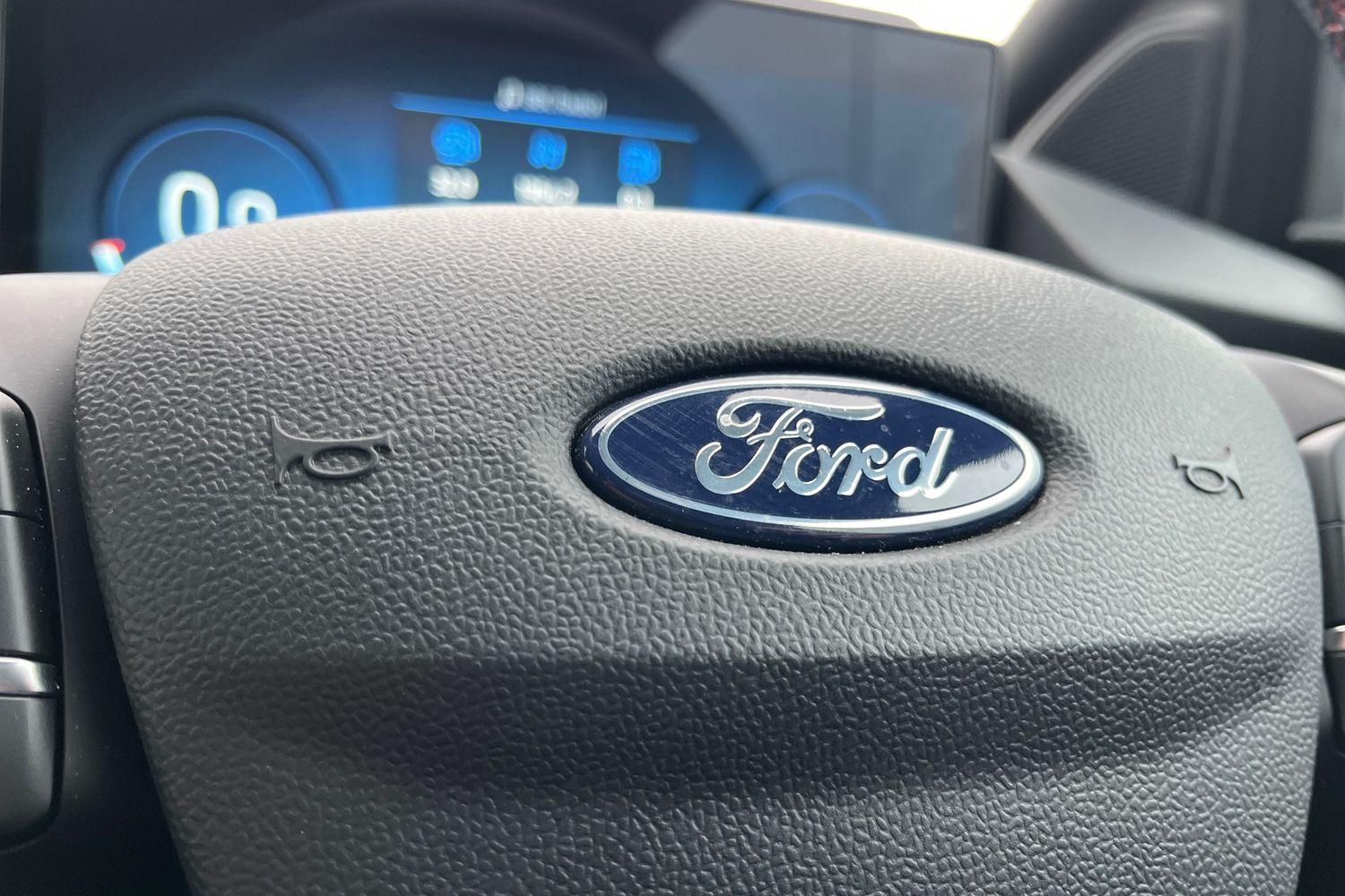 Ford PUMA Photo 39