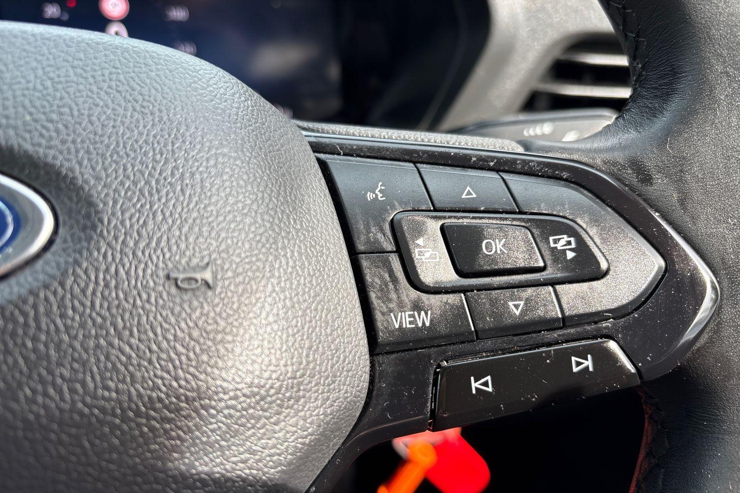 Ford TRANSIT CONNECT Photo 24
