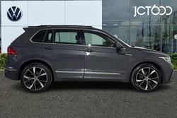 VOLKSWAGEN Tiguan Photo 4
