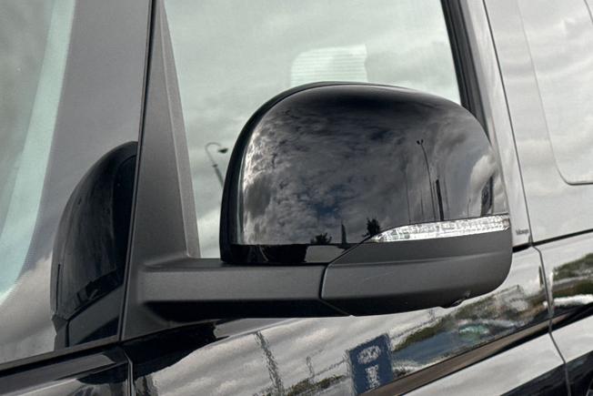 VOLKSWAGEN Id. Buzz Photo 20