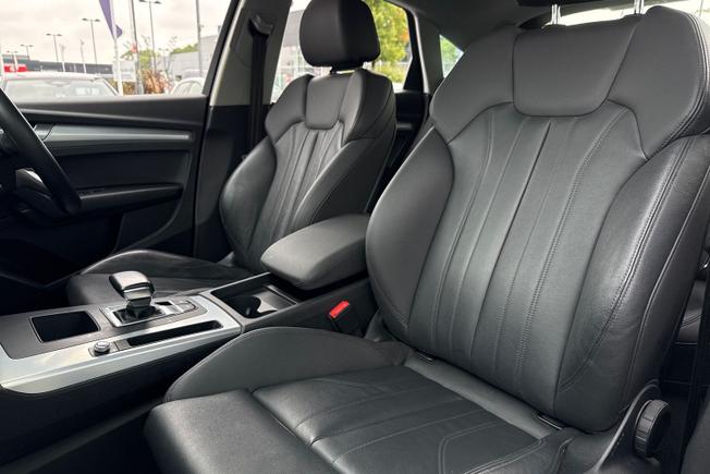 AUDI Q5 Photo 21