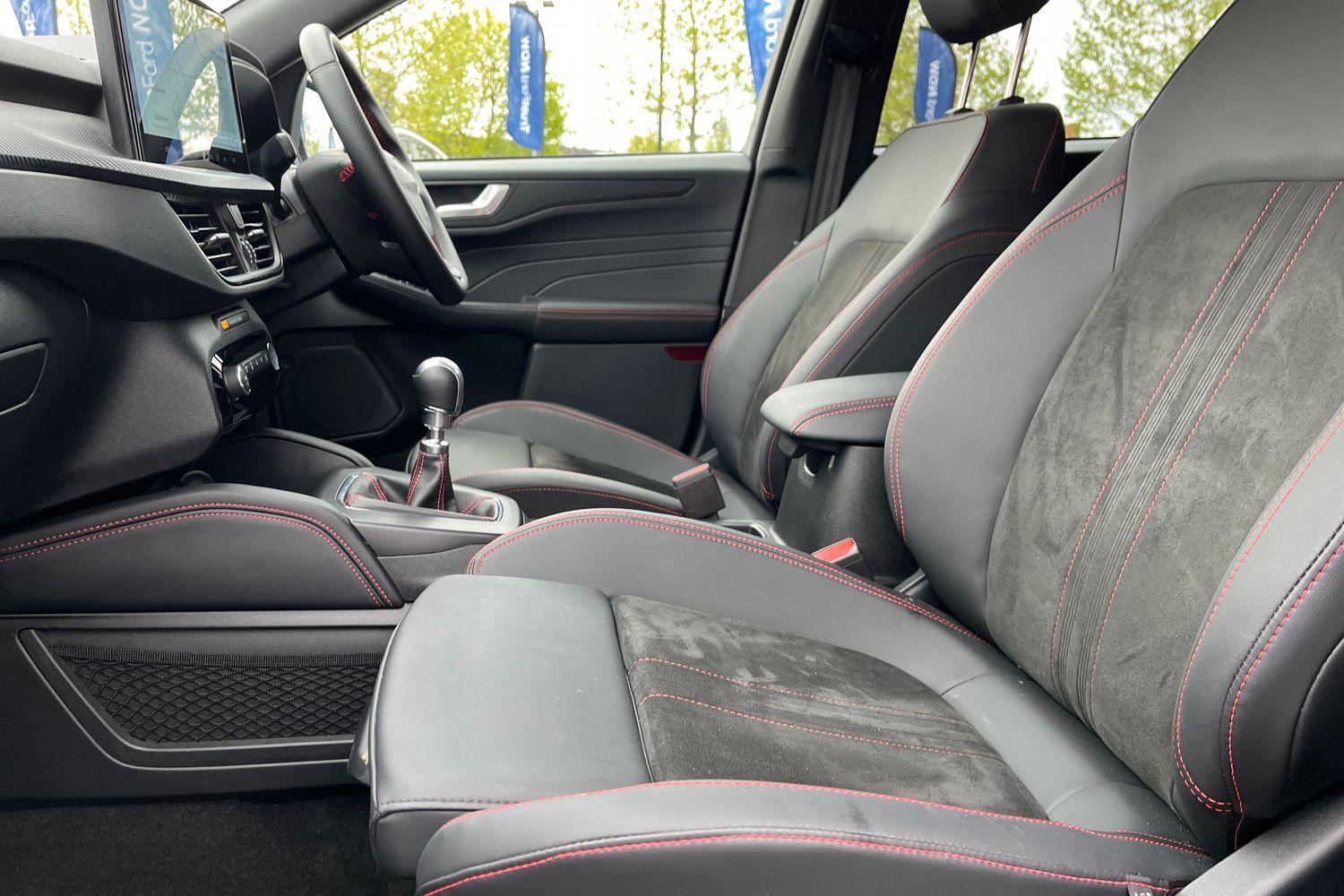 Ford Kuga Photo 18