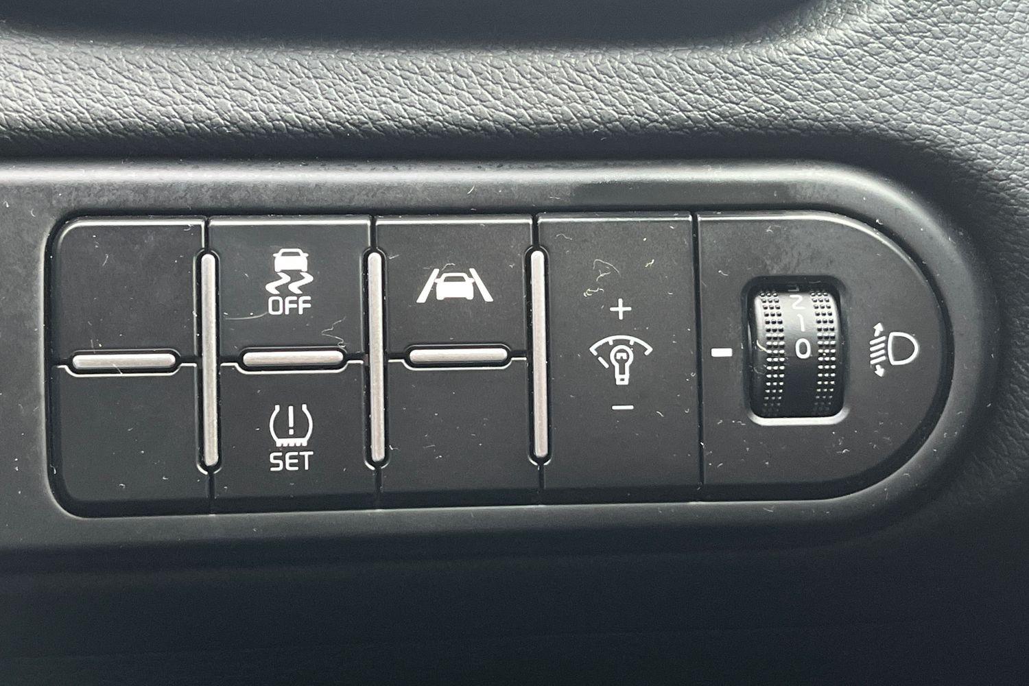 Kia CEED Photo 22