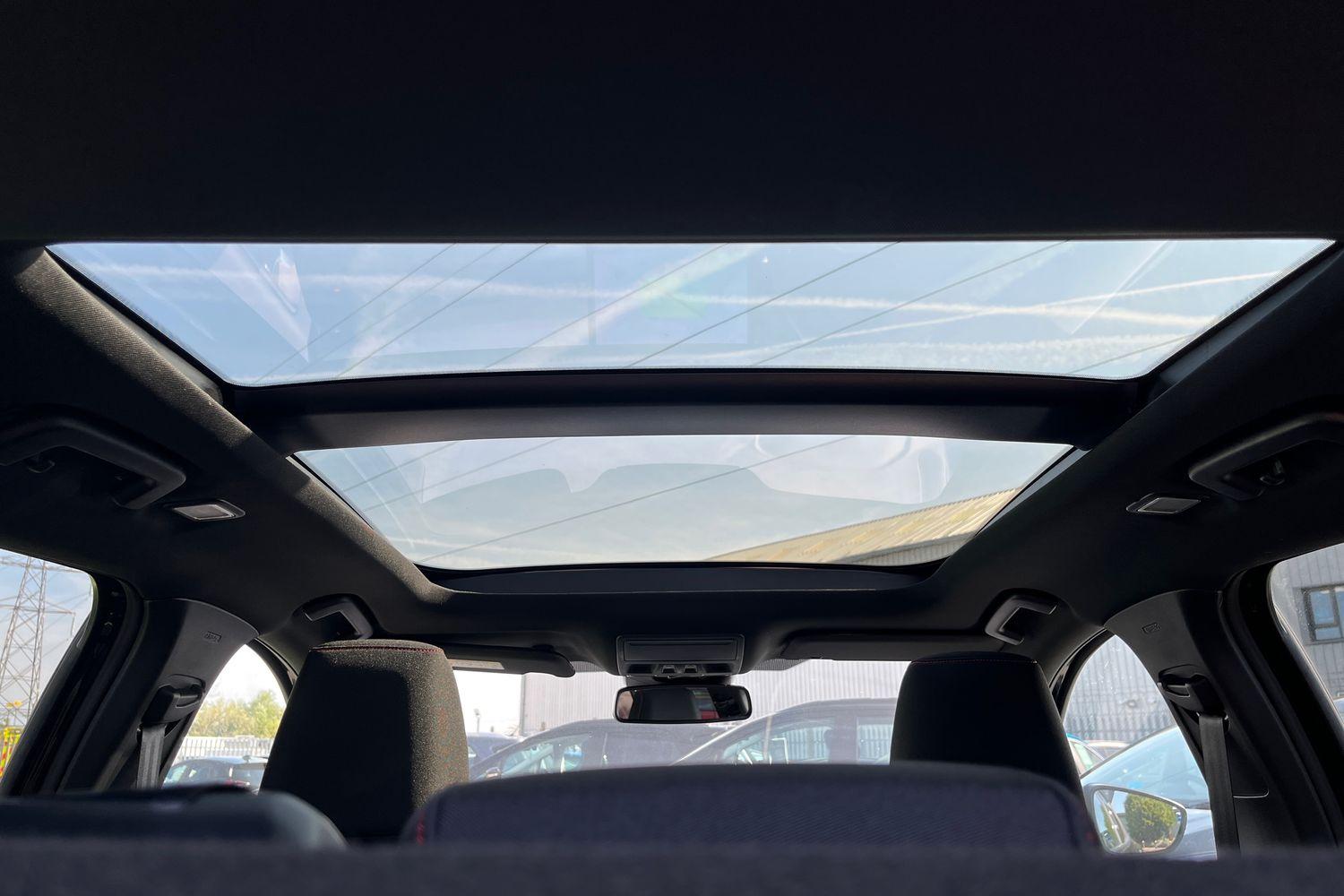 Ford FOCUS Photo 23