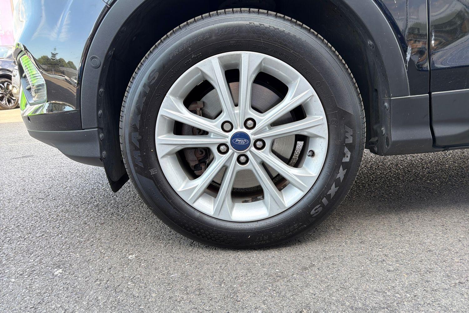 Ford KUGA Photo 7