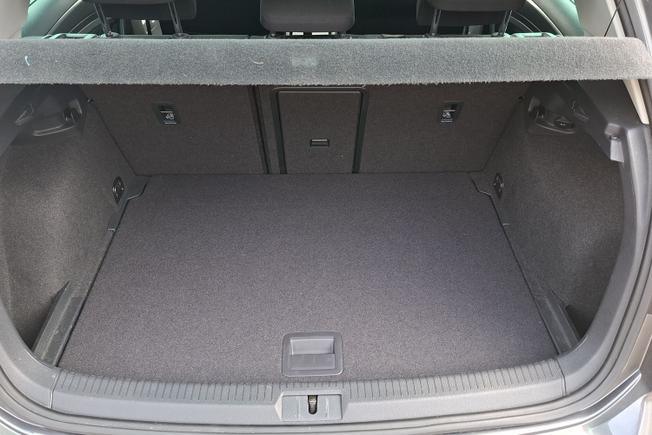 VOLKSWAGEN Golf Photo 12
