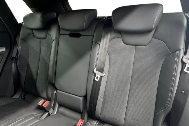 AUDI Q5 Photo 9