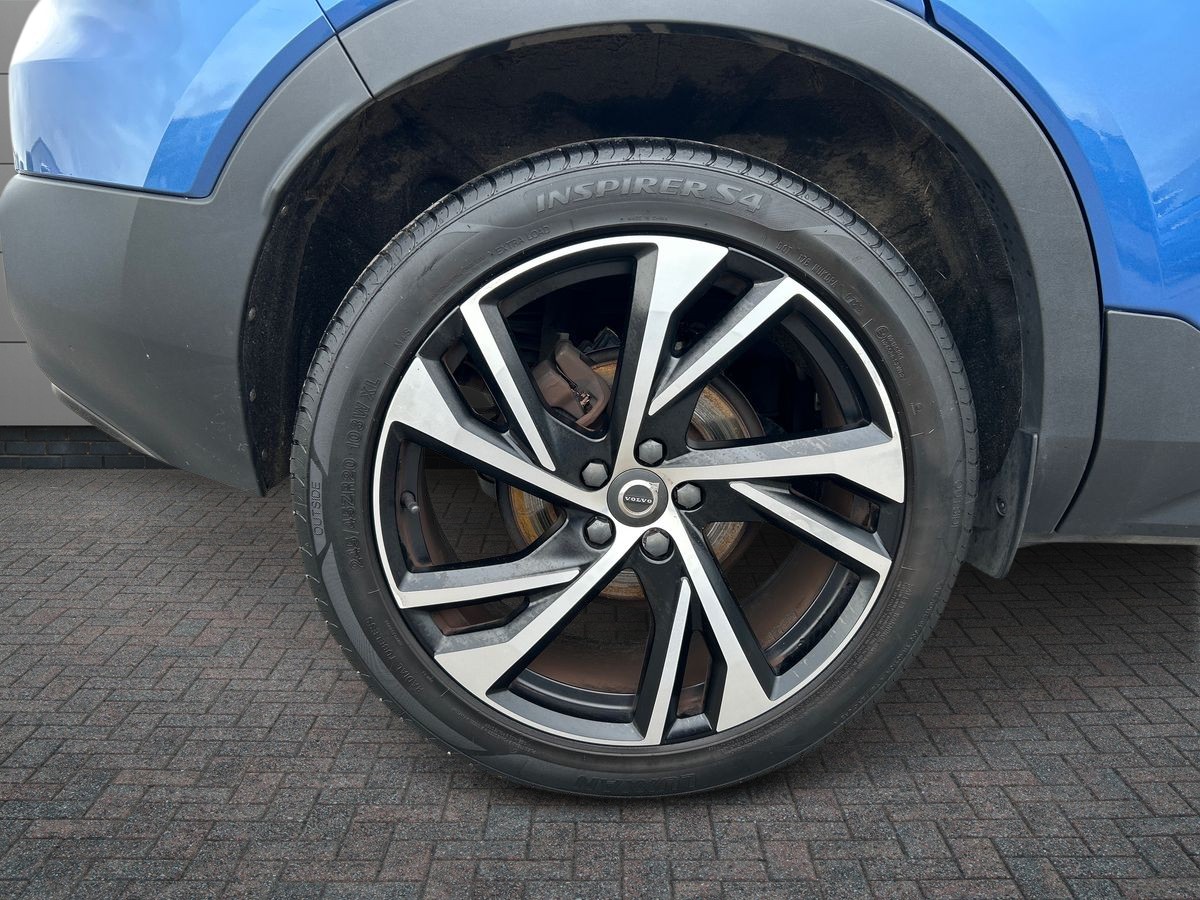 Volvo XC40 Photo 7