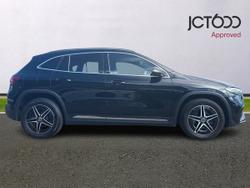 MERCEDES-BENZ Eqa Photo 4