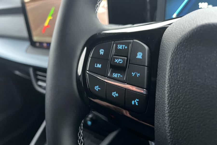 Ford E-Tourneo Courier Photo autoimg-542089cc9fde21514ad43c50dd5d1b514616e7b4.jpg