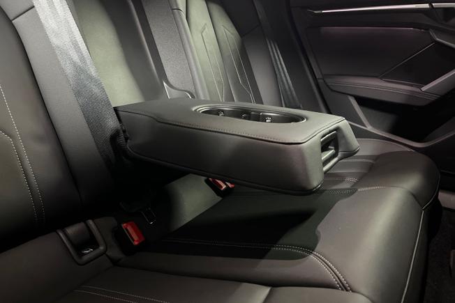 AUDI A3 Photo 30