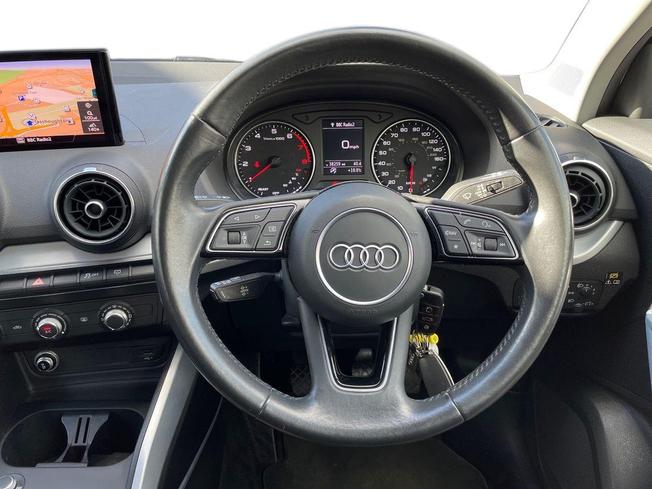 AUDI Q2 Photo 11