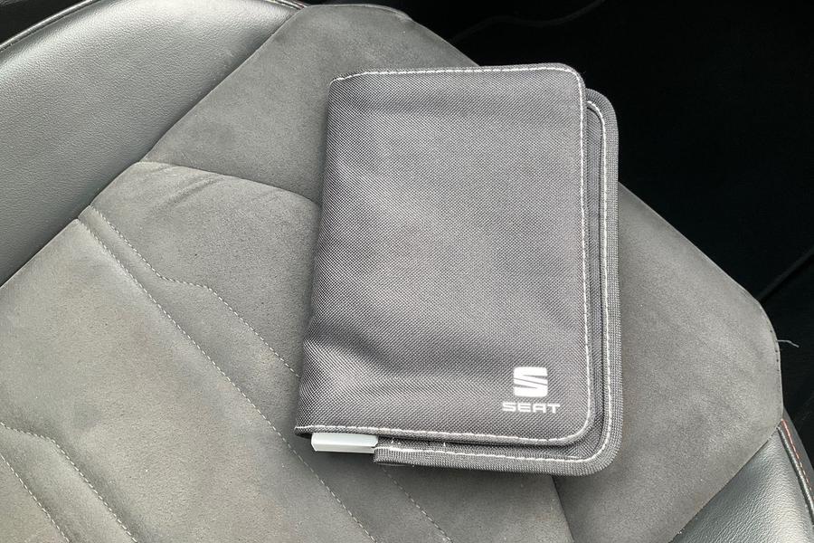 SEAT ATECA Photo autoimg-542d6e7d7e646434d3e03c098c70cfea476d3ea4.jpg