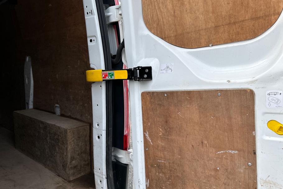 Used FORD TRANSIT CUSTOM NL23YTN 26