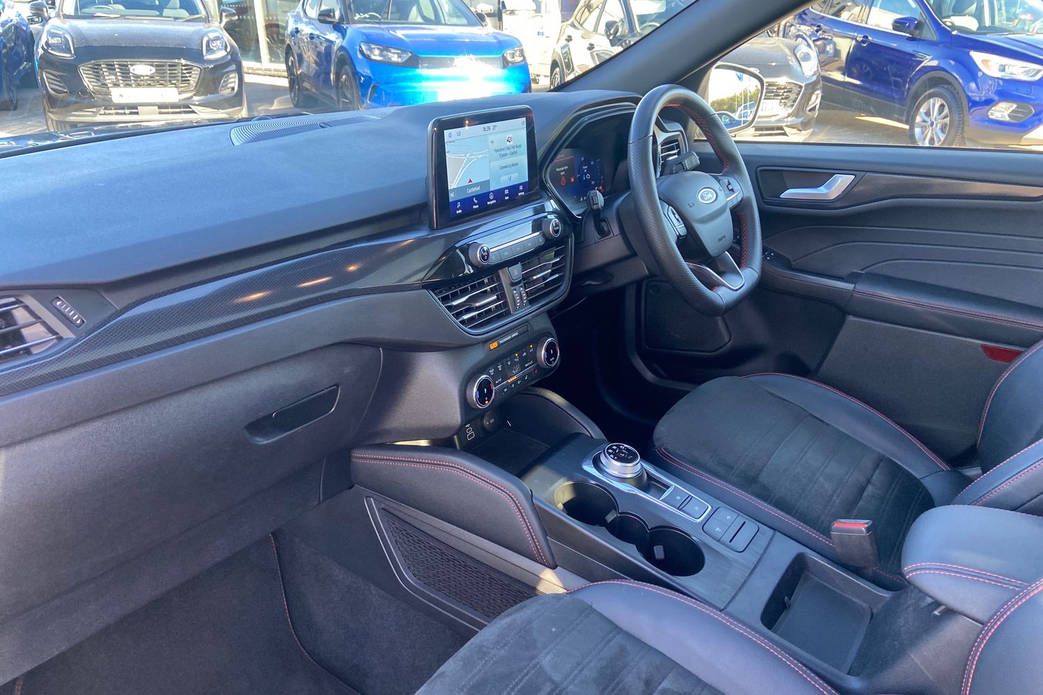 Ford KUGA Photo 17