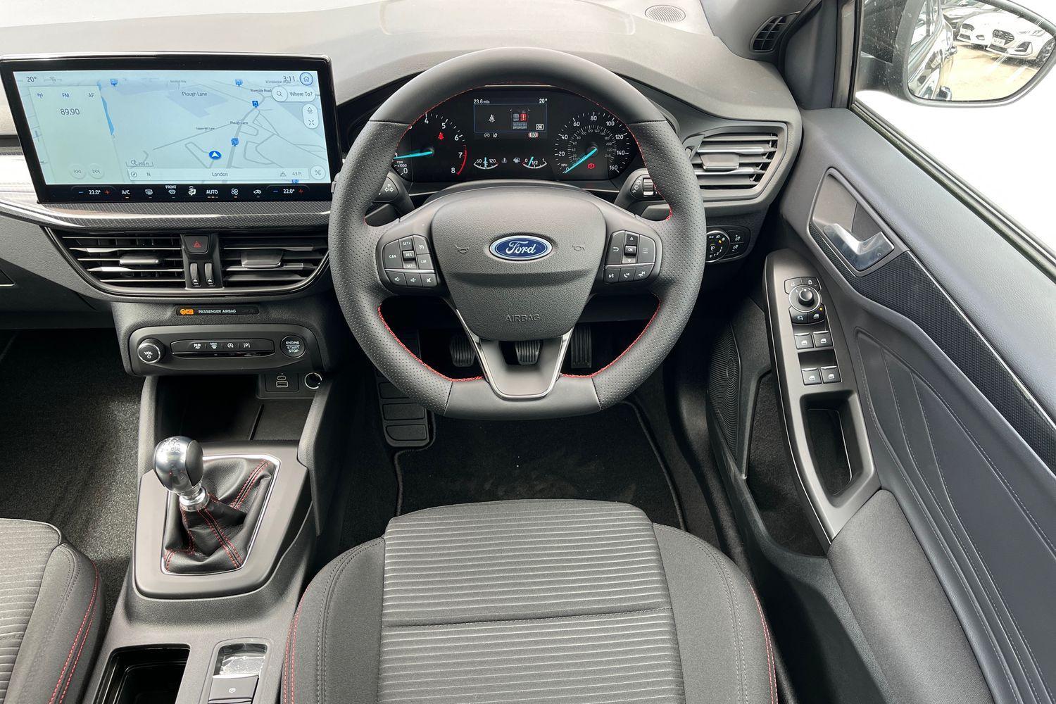 Ford FOCUS Photo 10