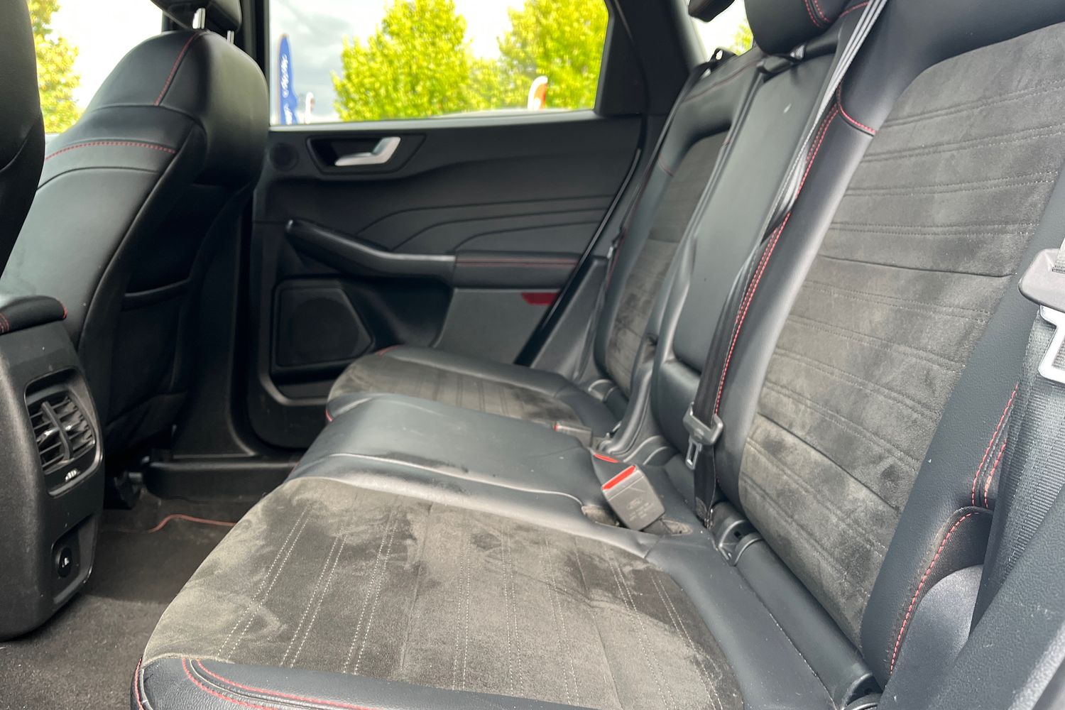 Ford KUGA Photo 19