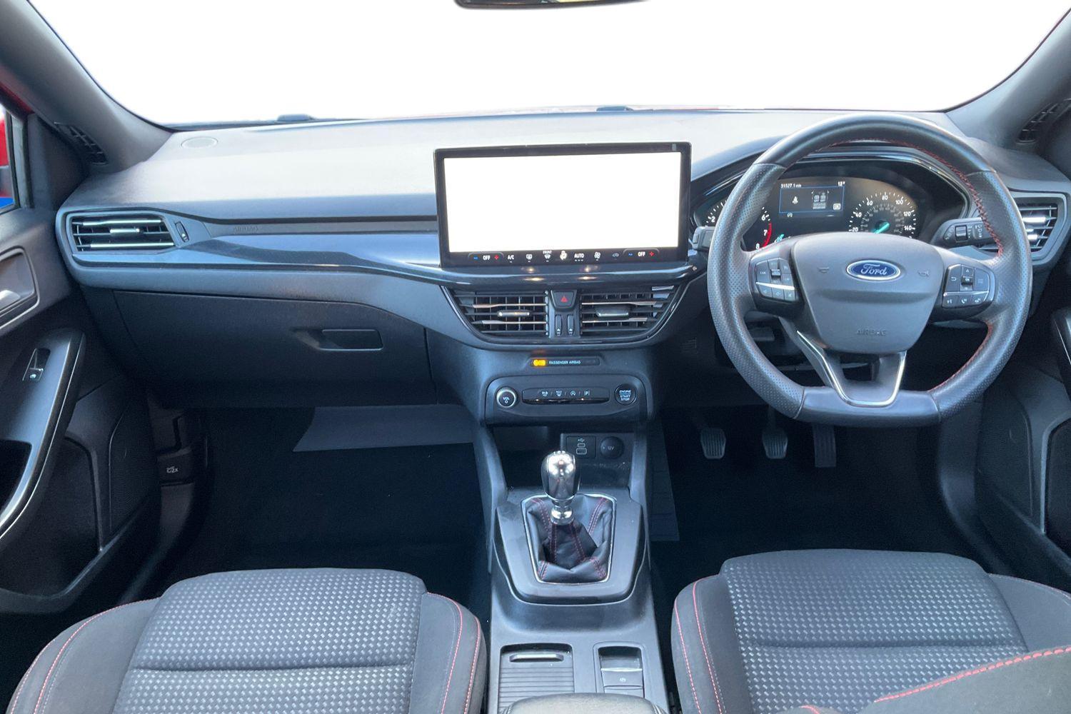 Ford FOCUS Photo 9