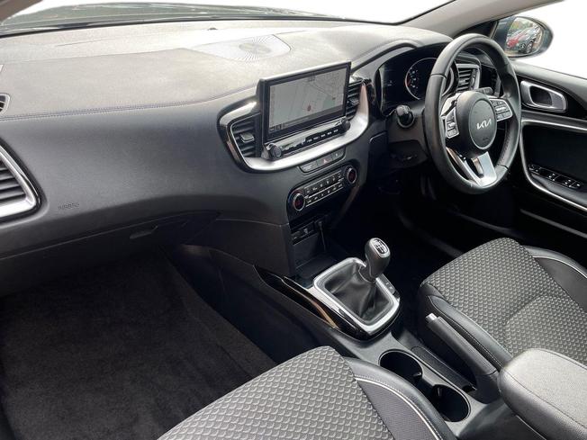Kia Xceed Photo 2