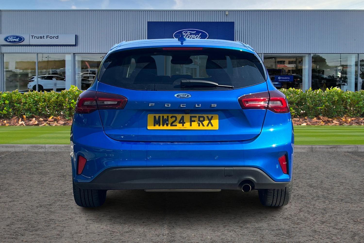 Ford Focus Photo 6