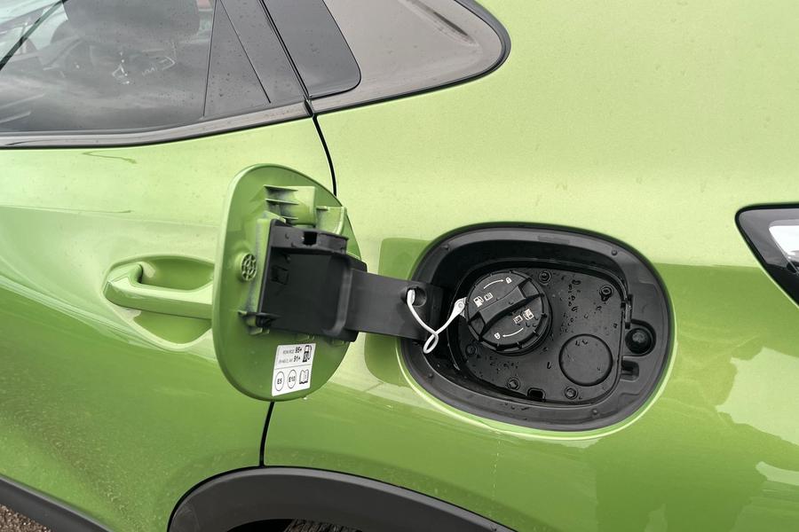 Kia XCEED Photo autoimg-544764edb2d25624de7830f90a4c4926d208d7de.jpg