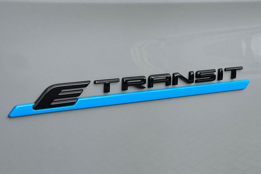 Used FORD E-TRANSIT CUSTOM WR75JGX 19