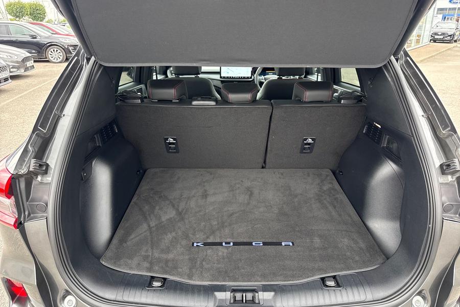Ford Kuga Photo autoimg-544ef2f03d40f16f47b0fcae9b3db0141afd6603.jpg