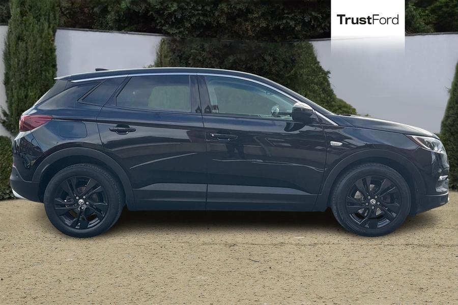 Vauxhall GRANDLAND X Photo autoimg-544f6146a5fdc684774fd290e57794577638e00e.jpg
