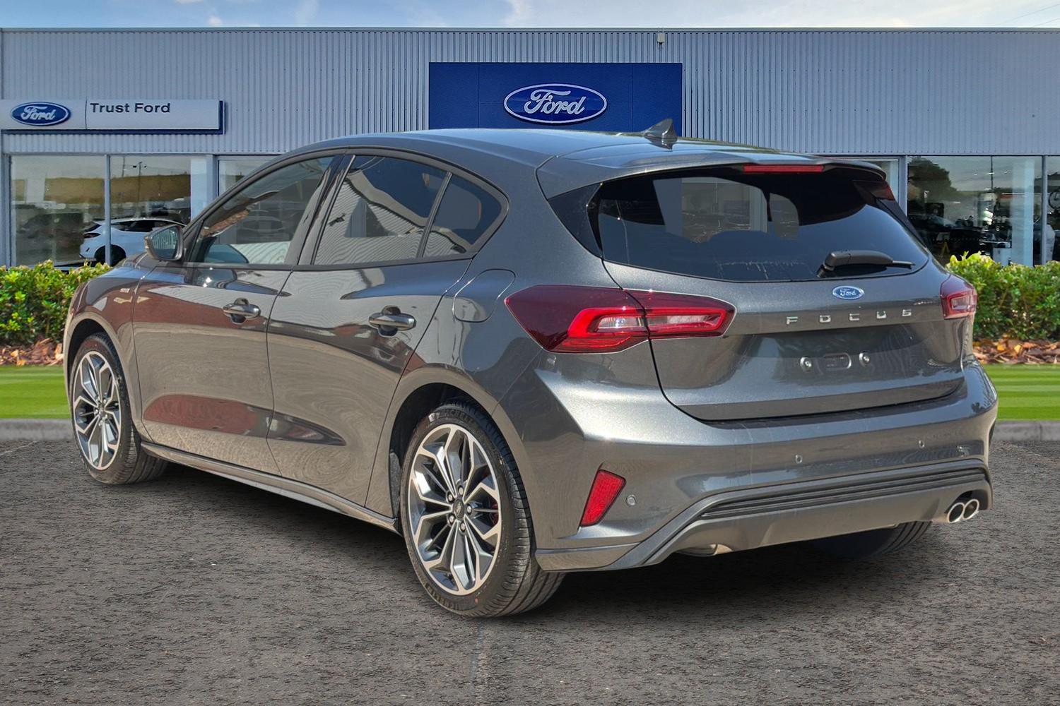 Ford Focus Photo 1