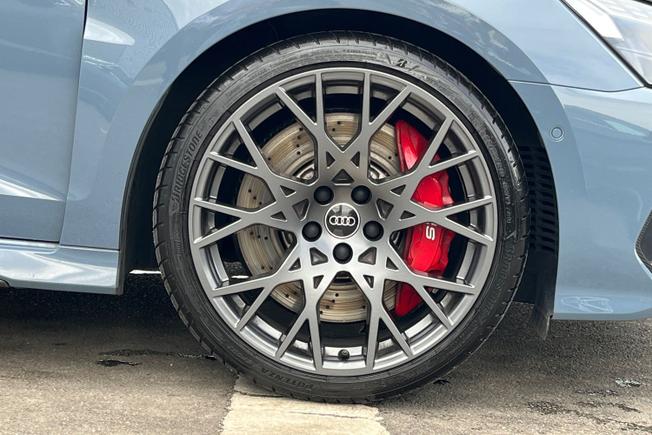 AUDI RS3 Photo 5