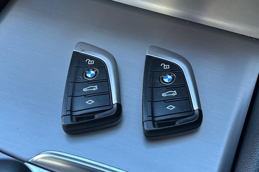 BMW 5 SERIES Photo autoimg-54677071953a76b24e115bddcfc63f808ad9511e.jpg