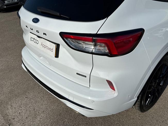 FORD Kuga Photo 24