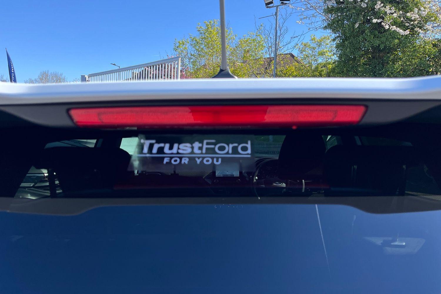Ford Fiesta Photo 31