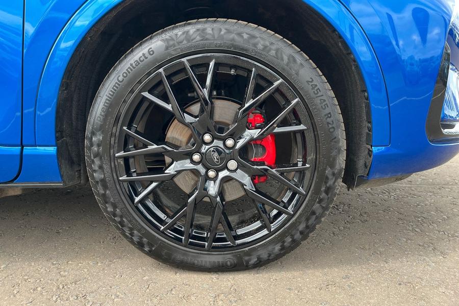 Ford Kuga Photo autoimg-546f0e51afb00458454b0f238696239e97808704.jpg