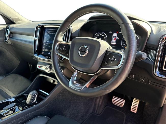 VOLVO Xc40 Photo 6
