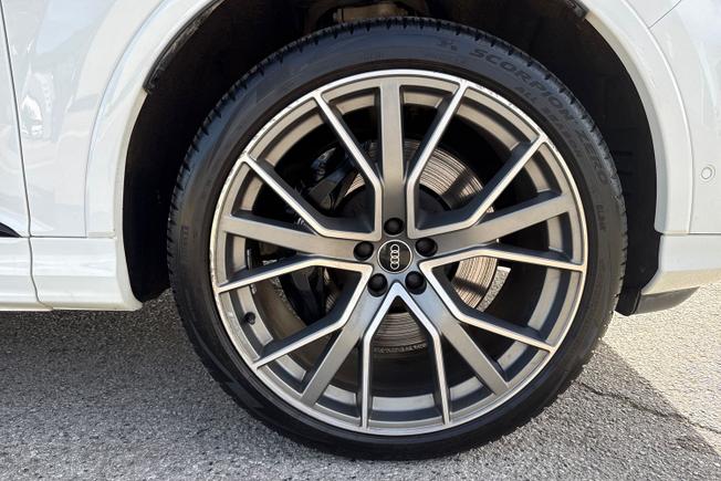 AUDI SQ7 Photo 5