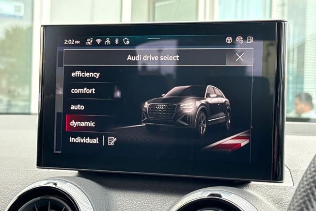 AUDI Q2 Photo 36